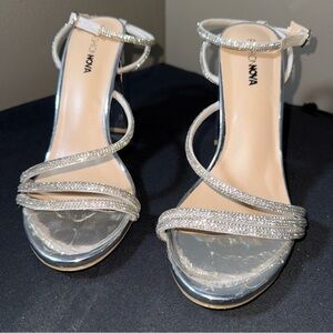 Fashion Nova Shimmering Silver‎ Strappy Heels